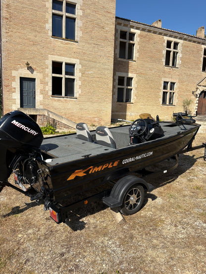 Bass boat Kimple K438 2025 d’occasion avec Mercury 40 CV