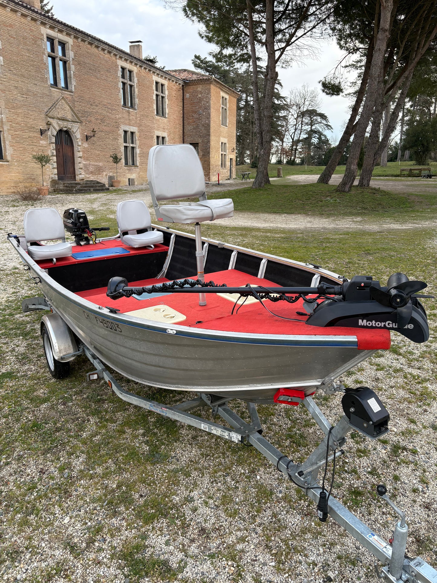 Kimple 450 Bass Boat